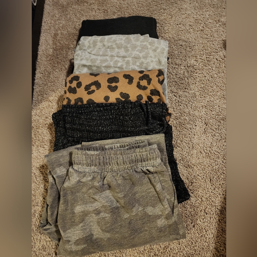 Bundle of 5 Lounge Pants - Various Sizes